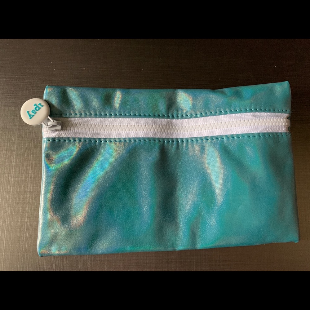 Ipsy Makeup Bag